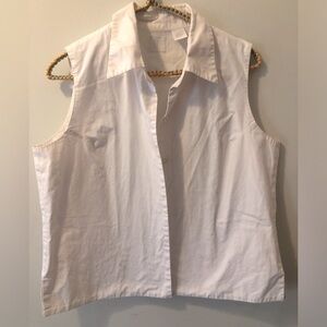 Button down sleeveless cotton shirt